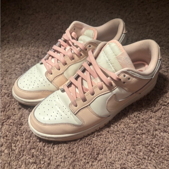 Nike Orange Pearl Dunks - Picture 4 of 5